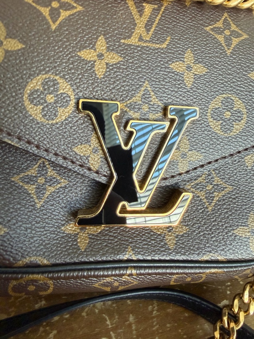 Louis Vuitton Monogram Passy with Brand New LV emblem Crossbody with Gold Chain - Picture 2 of 16